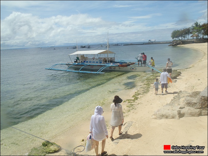 Cebu Nalusuan island hopping tour – 21 Feb 2013