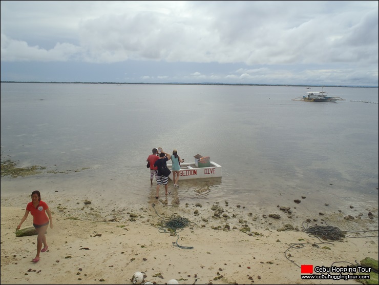 Cebu Hilutungan & Nalusuan island hopping tour – 25 Dec 2013