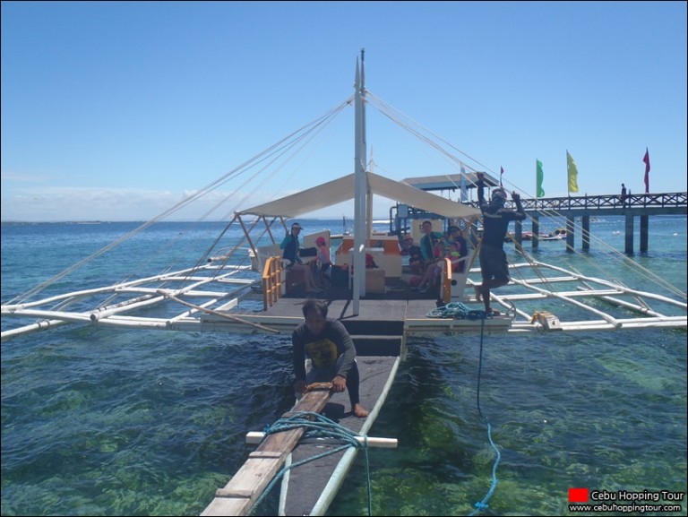 Cebu Nalusuan island hopping tour on 22 Feb 2016